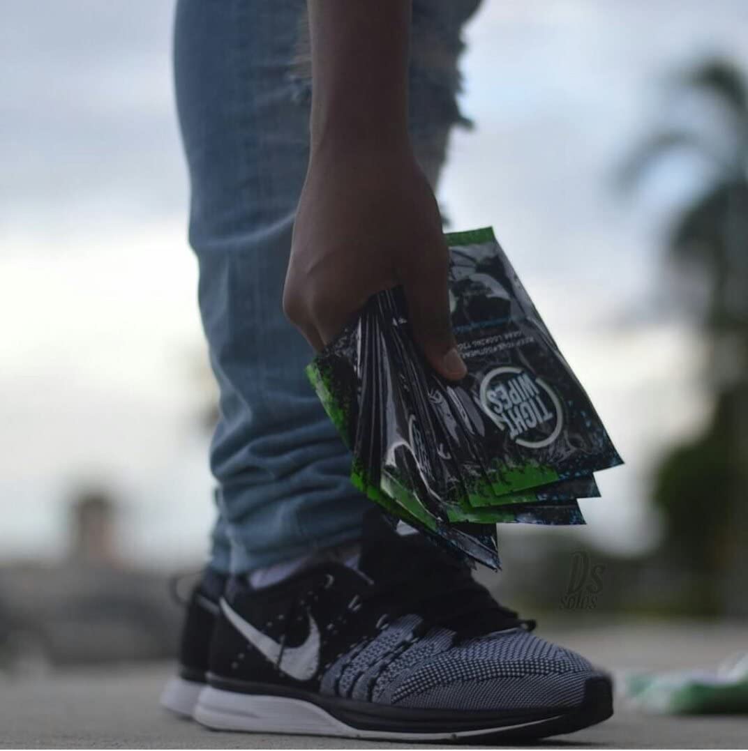 Single pack Sneaker Wipes